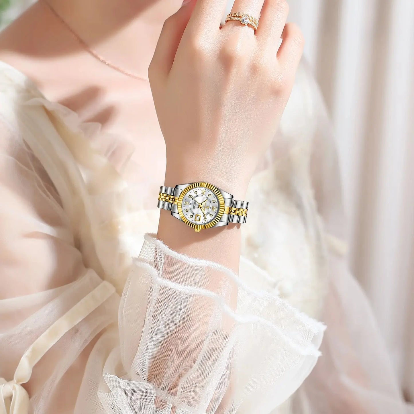 Luxe Watch - (WATEROROOF)